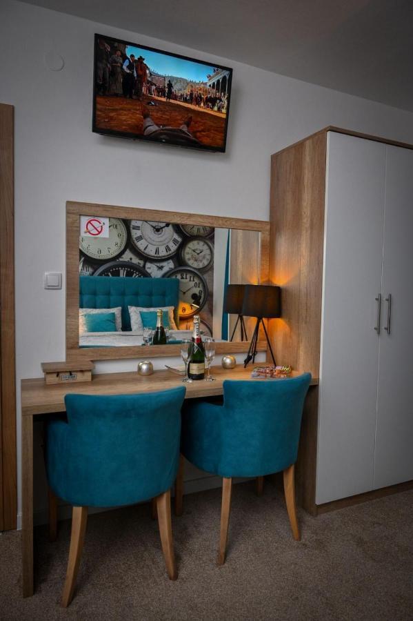 Studio Apartmani Emili Apartman Br 2 Bijeljina Buitenkant foto