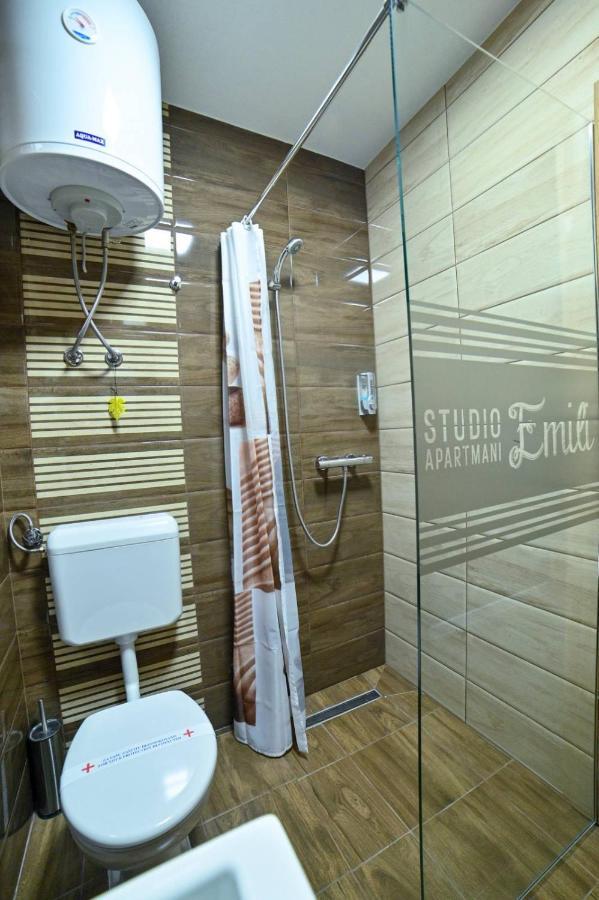 Studio Apartmani Emili Apartman Br 2 Bijeljina Buitenkant foto